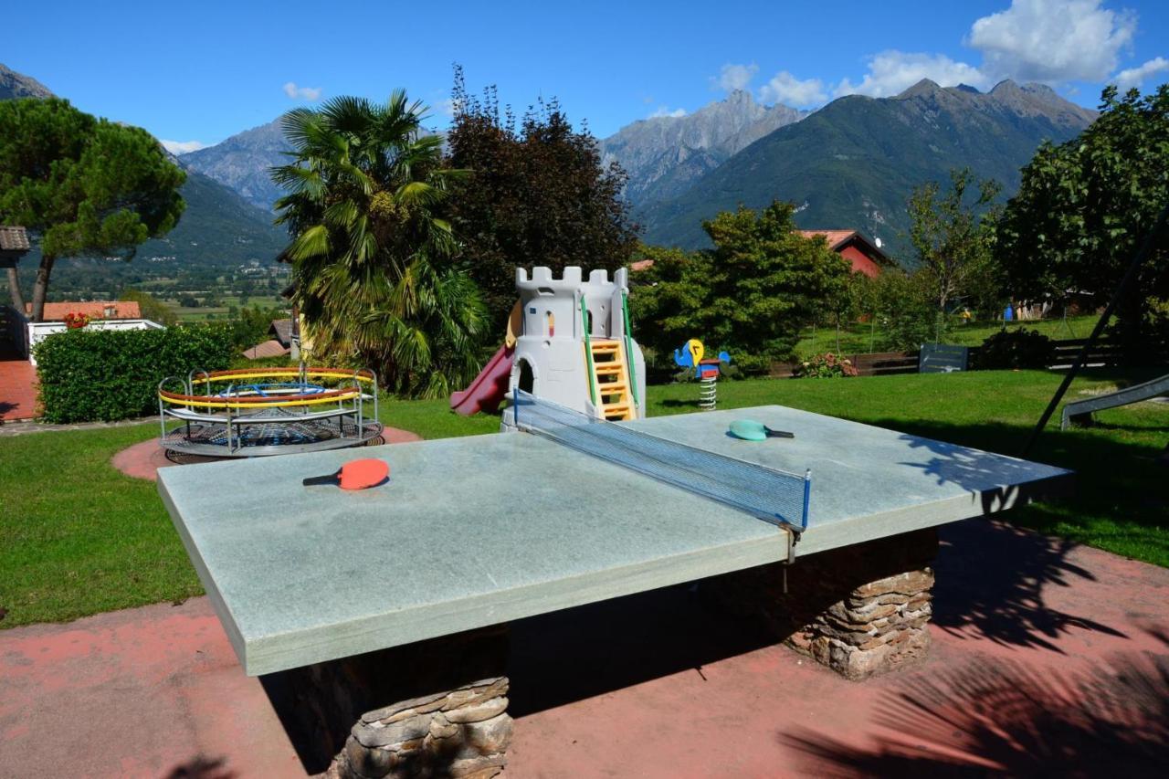 Bellavista A Garten Appartement Mit Pool Colico Kültér fotó